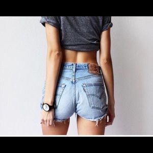 Distressed Levi vintage high waist shorts